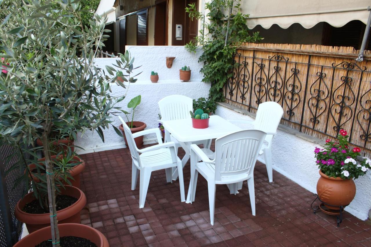 Sweet Stone Apartment In Imittos Athen Eksteriør bilde